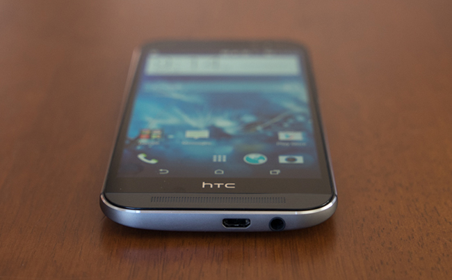 HTC_One_M8-Bottom.jpg