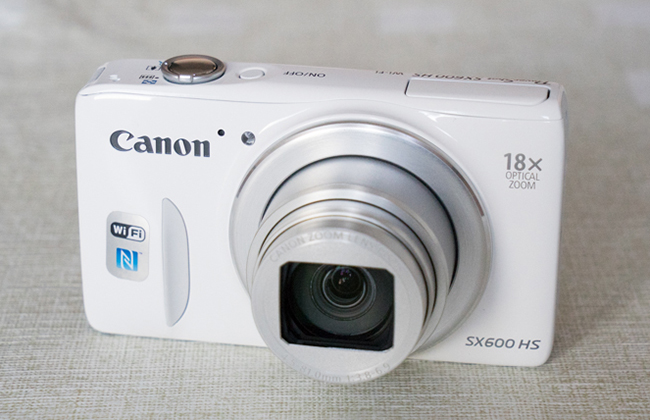 Canon_SX600HS-Front.jpg