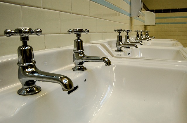 water-tap-1269763_640.jpg