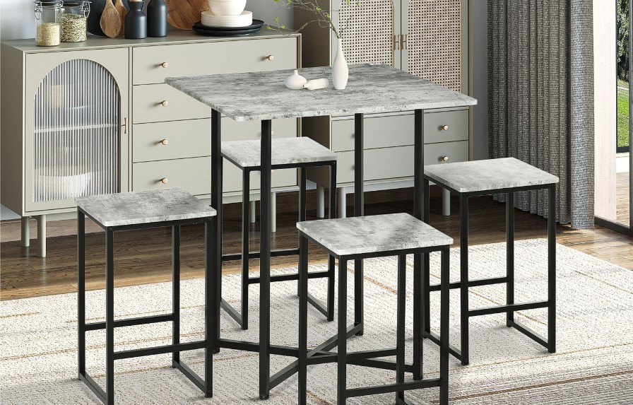 Coin bar à café avec table et chaises