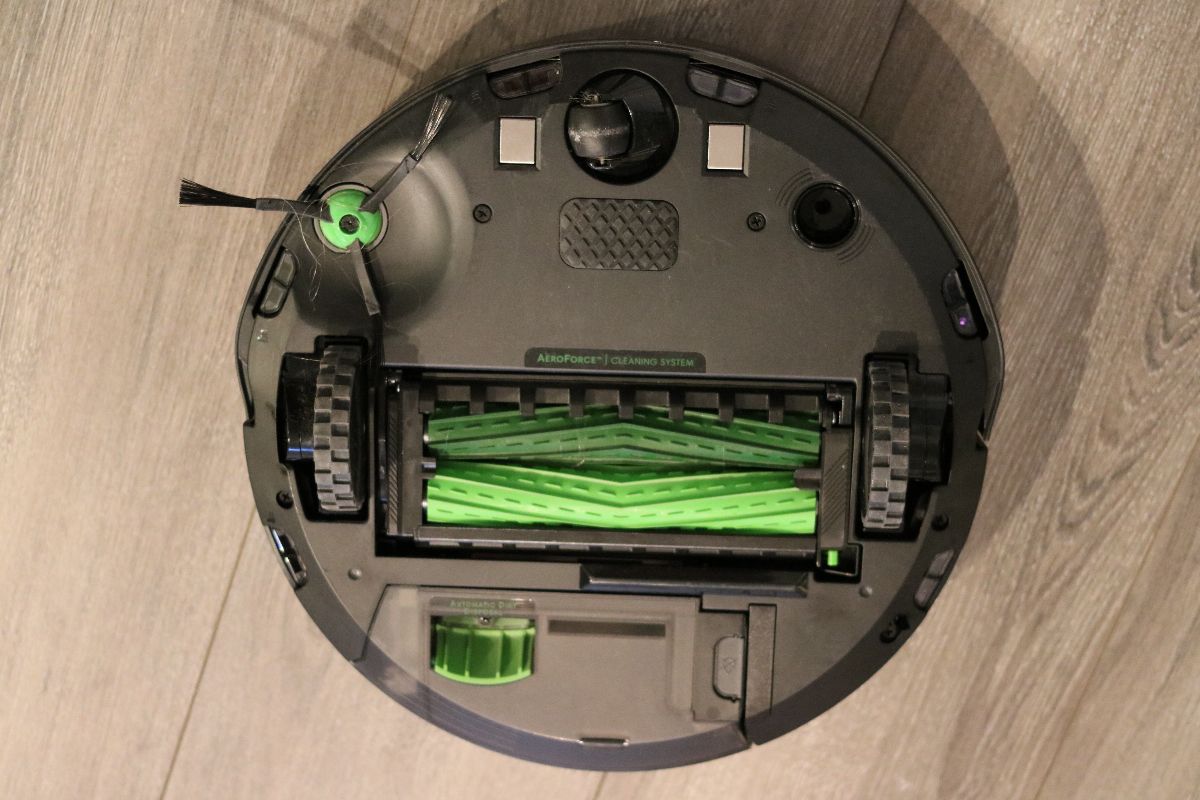 Brosses de l'aspirateur robot Roomba j7+ d’iRobot