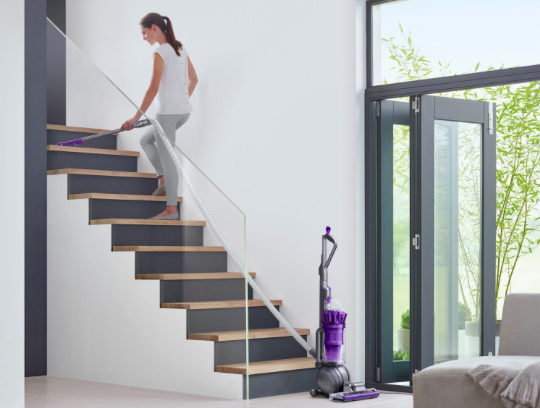 Un aspirateur vertical pour les escaliers