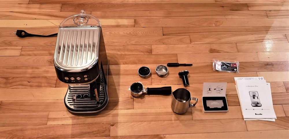 machine à espresso Bambino Plus et du Smart Grinder Pro de Breville