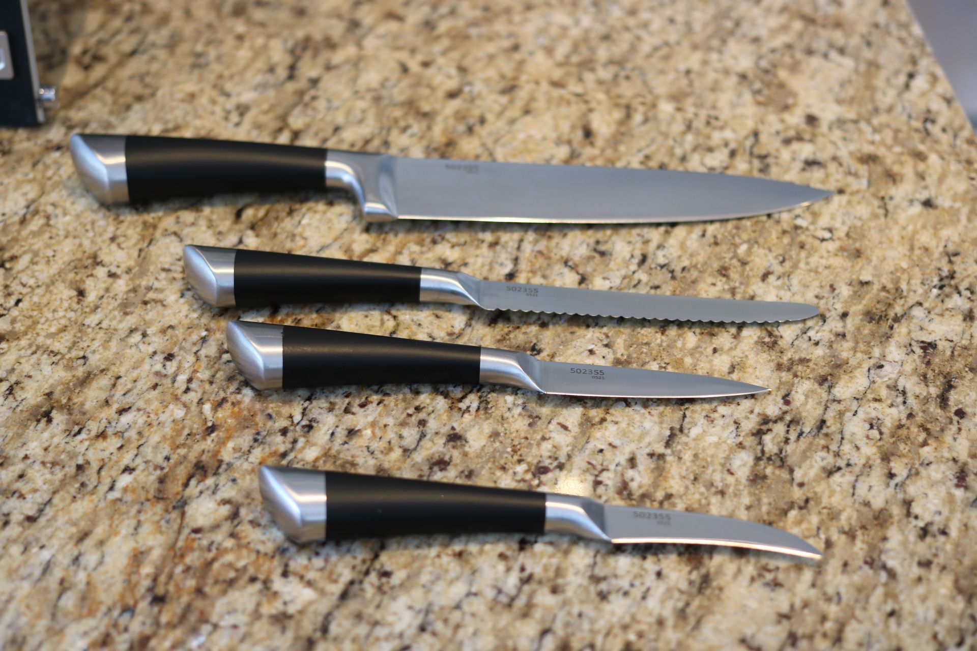 Couteau de chef, couteau tout usage dentelé, couteau à légume, couteau d'office Cuisinart