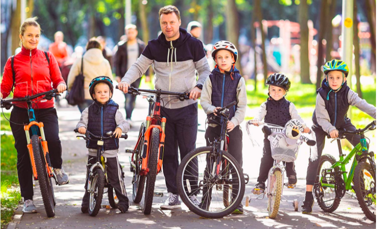 Faire du vélo en famille