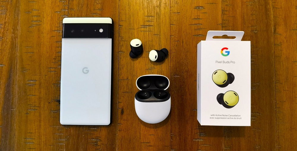 Téléphone Google Pixel avec écouteurs Pixel Buds Pro