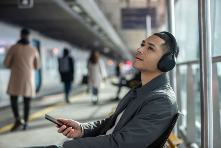 Casque d'écoute Bluetooth à suppression du bruit WH-1000XM5 de Sony
