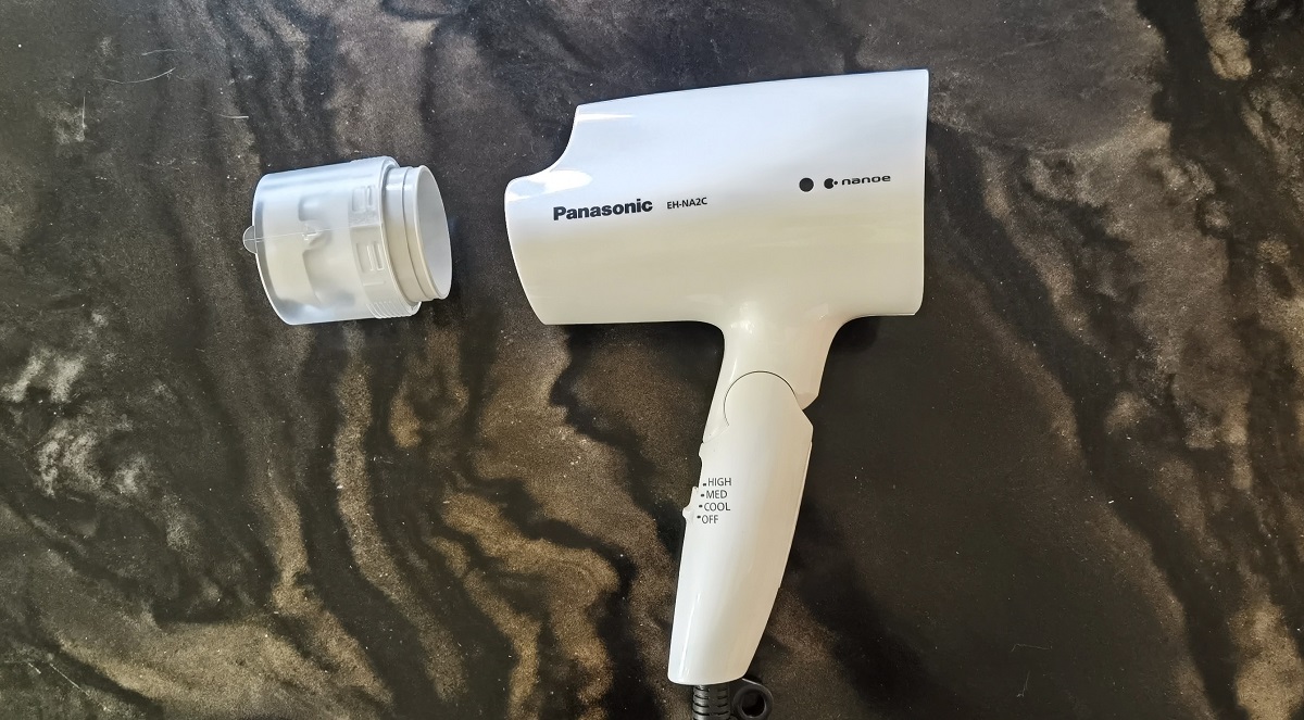 buse et Sèche-cheveux compact EHNA2C de Panasonic