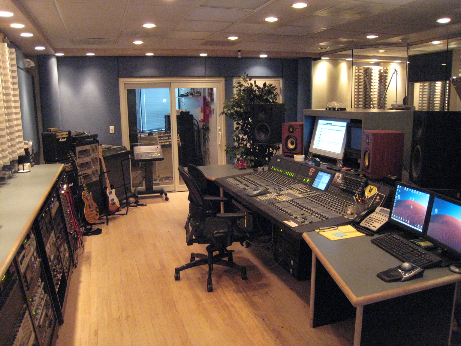 Intermediapost recording studio
