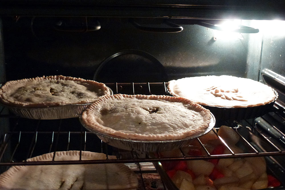 pies-in-oven.jpg