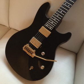 types-of-guitars-2