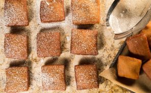 gingerbread-beignets