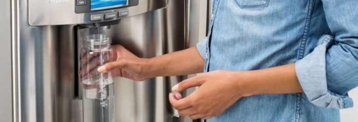 Pourquoi changer le filtre à eau de votre réfrigérateur aux 6 mois