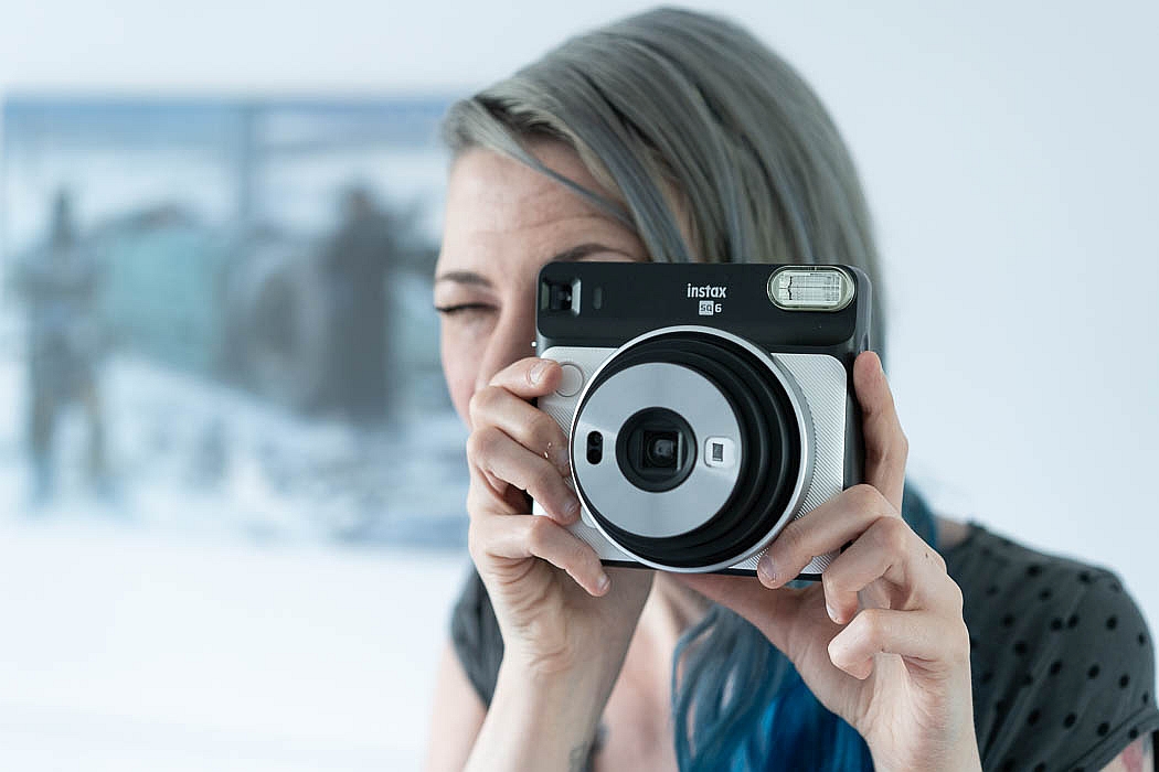 Courez la chance de gagner un appareil photo instantané Instax Mini 12 de  Fujifilm - Blogue Best Buy