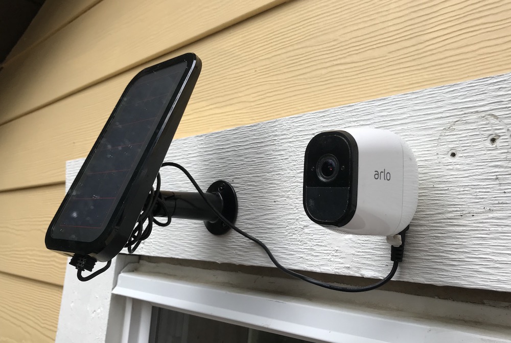 Évaluation du panneau solaire pour caméra de sécurité résidentielle Arlo Pro de Netgear Blogue