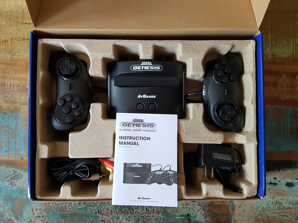 Console Sega Megadrive Mini Par AtGames – Jeu Mortal Kombat Inclus, Prête à Jouer !