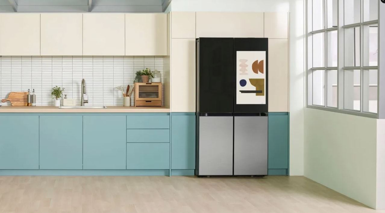 Réfrigérateur Bespoke de 4 portes Family Hub+ de Samsung