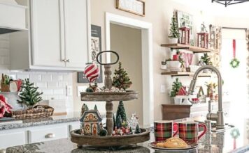 une cuisine décoré pour le temps des fêtes