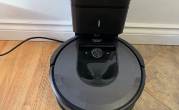 iRobot Roomba i7+