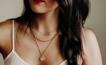 Comment choisir la bonne longueur et le poids parfait pour un collier