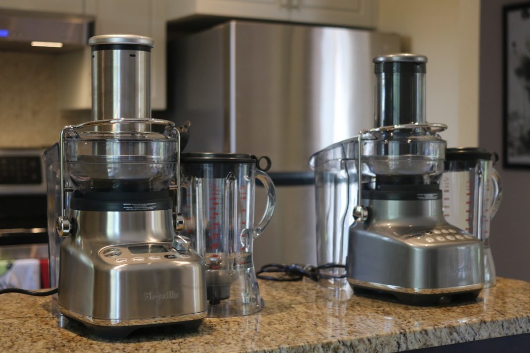 Évaluation des centrifugeuses avec mélangeurs sur socle Bluicer de