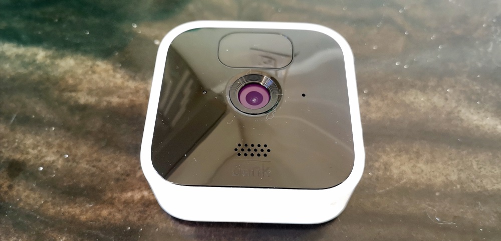 Test caméra Blink Outdoor 4 Floodlight : Une bonne caméra de surveillance  extérieure et autonome - ZDNet