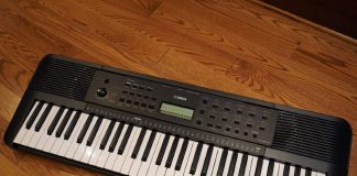 Le clavier PSR-e273 de Yamaha