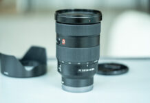 Un photo d'objectif de Sony FE 24-70mm f/2.8 GM lens