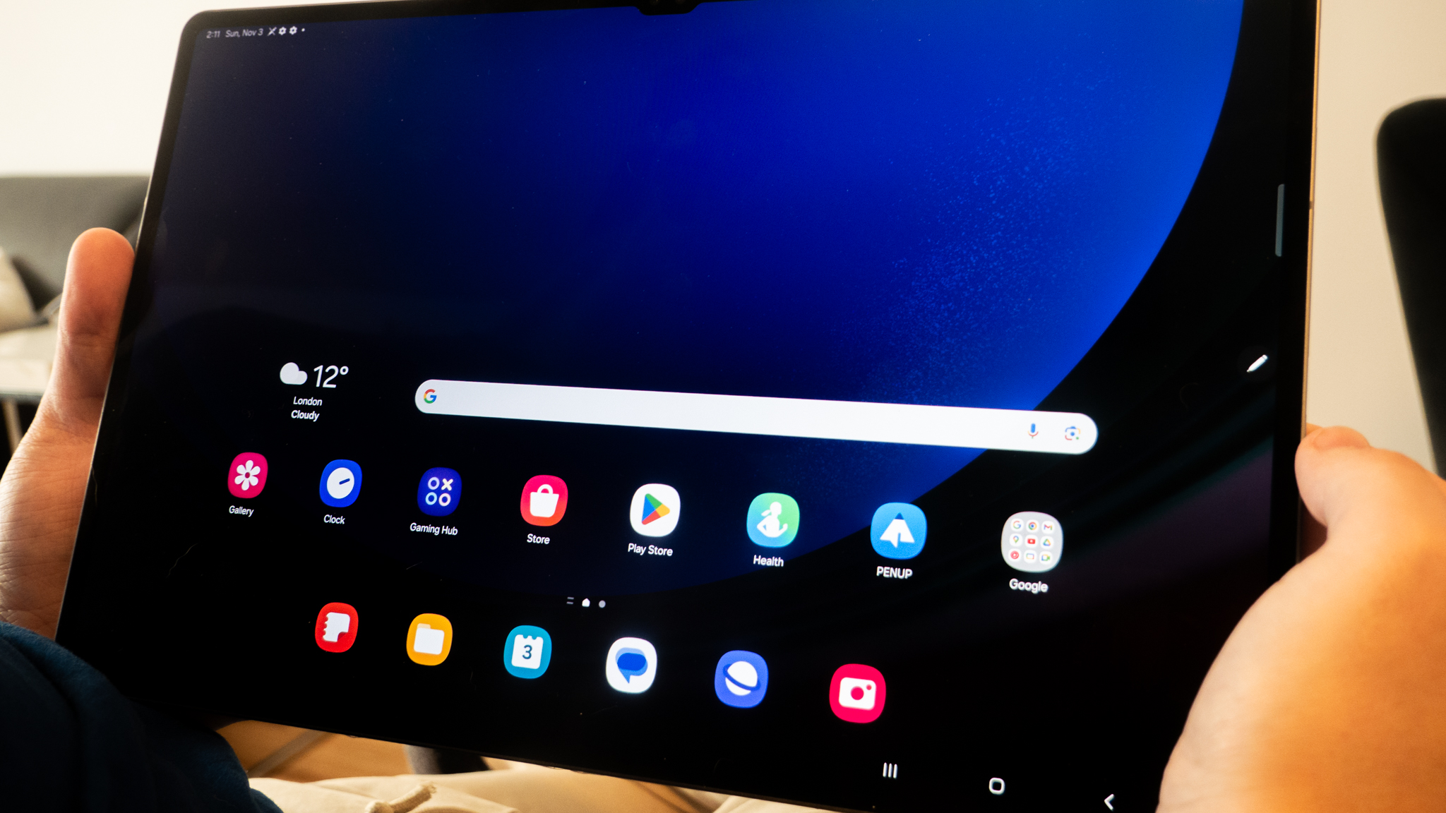 Image of Samsung Galaxy Tab S10 Ultra open on home screen