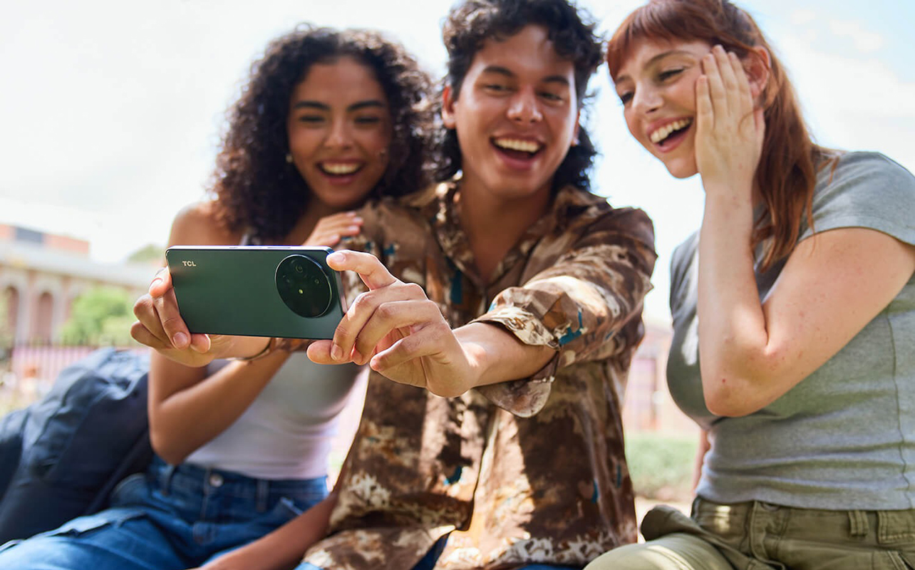 how to monitor your teen's data usage FI