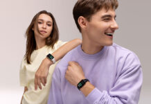smartwatch vs fitness band for school