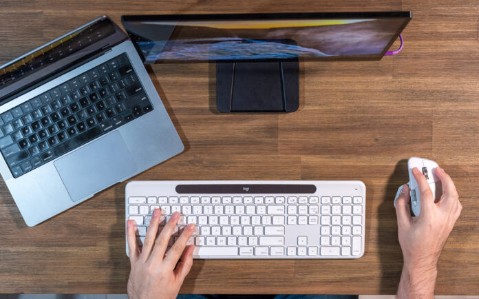 Ce combo clavier + souris de Logitech offre une réelle puissance de productivité