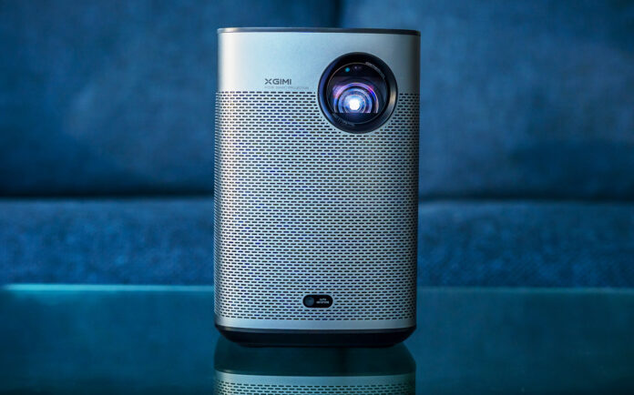 Soyez comme au cinéma, partout, avec le projecteur portatif XGIMI Halo+