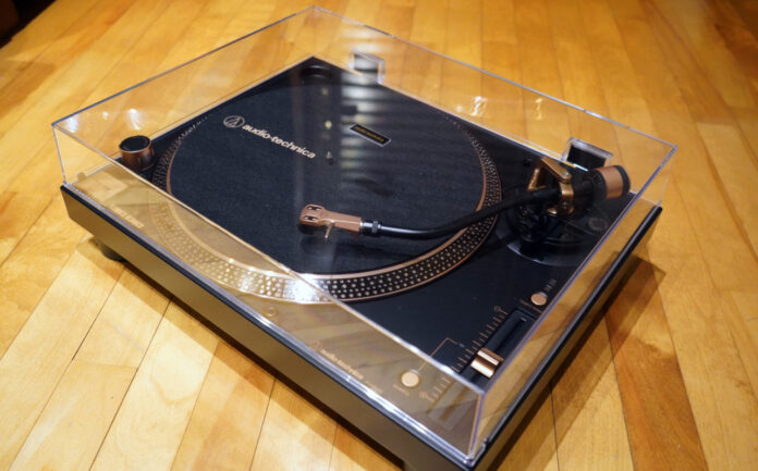 Tourne disque AT-LP120XUSB