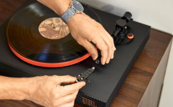 Comment remplacer une pointe sur un tourne-disque