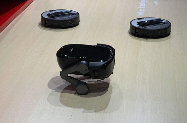 CES 2026 : des aspirateurs robots diffusent des parfums et montent les escaliers