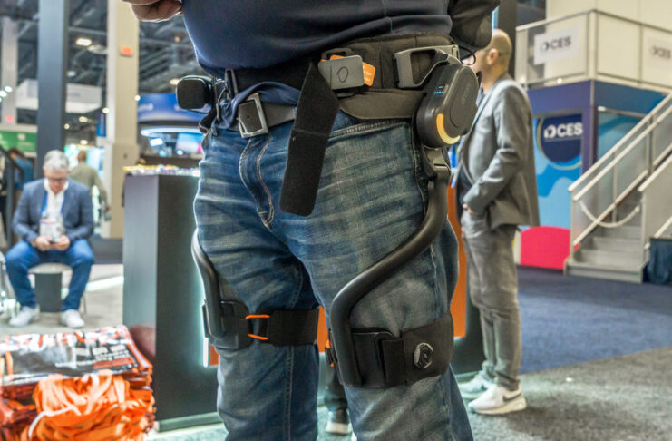 Comment les exosquelettes portables transforment la mobilité quotidienne wearable exoskeleton