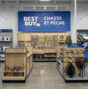 poisson d'avril : équipements de plein air dans le rayon chasse et pêche chez Best Buy
