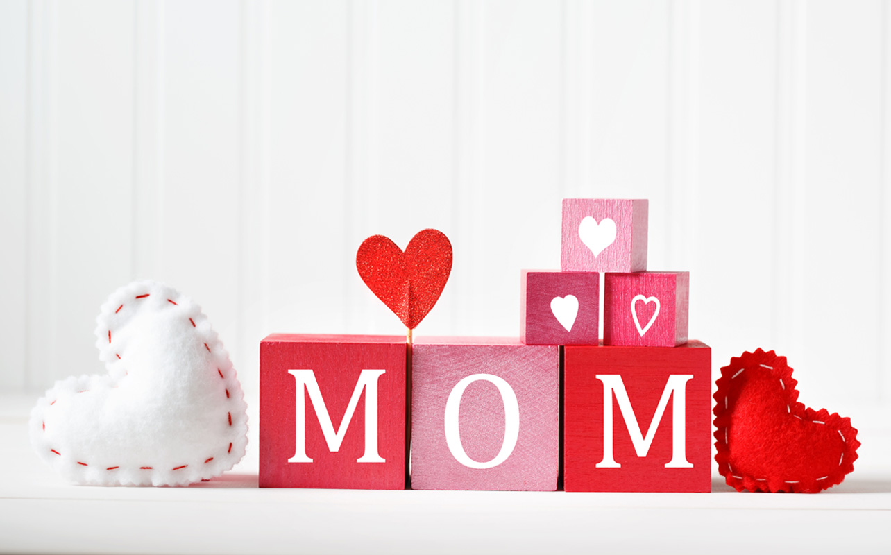 Tech gifts for moms at Best Buy