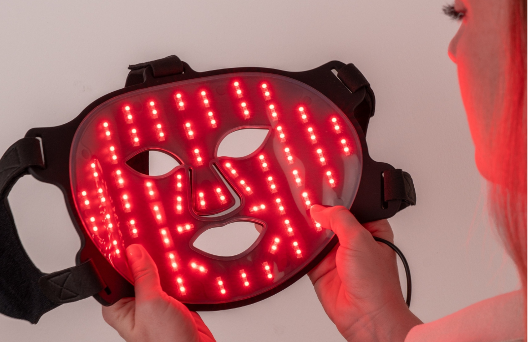 Masque de son pour le visage avec LED rouges